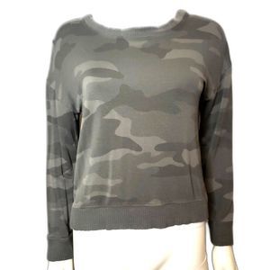 Splendid Camouflage Camo Lightweight Sweater Womens Size XS